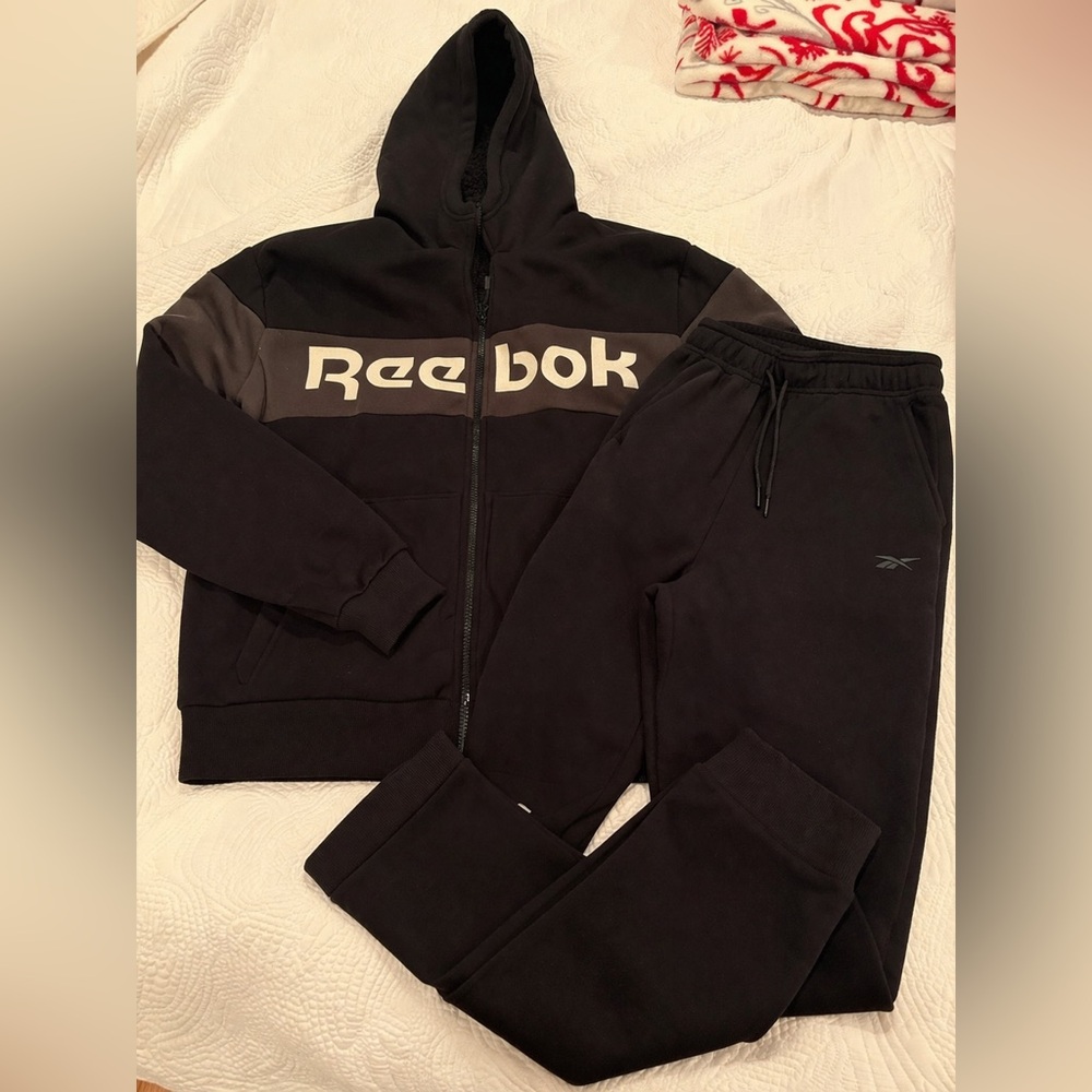Reebok Men’s XL Tracksuit Set Black Hoodie Joggers Athletic Matching Set - Picture 2 of 8